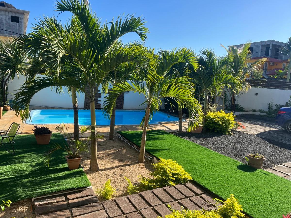 Le Binome Aparthotel Grand-Baie Kültér fotó
