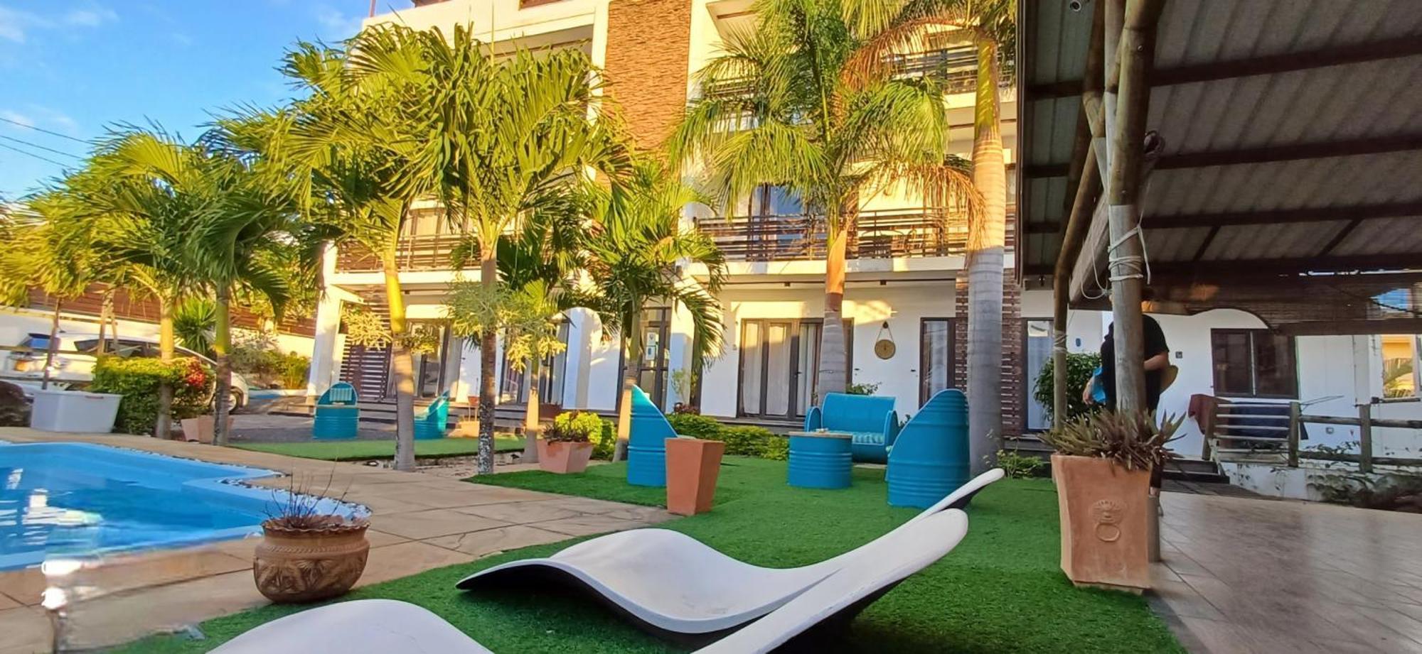 Le Binome Aparthotel Grand-Baie Kültér fotó