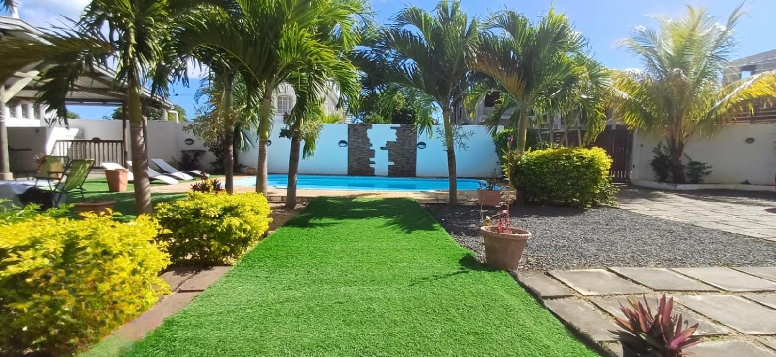 Le Binome Aparthotel Grand-Baie Kültér fotó